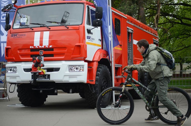 An tuong dan “ngua sat” Kamaz-Nga tren moi dia hinh-Hinh-7